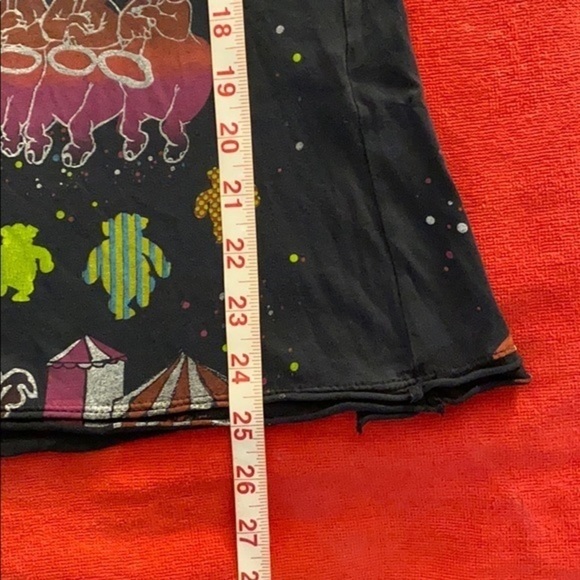 Women’s Disney Couture Dumbo Tank Top - Picture 8 of 8